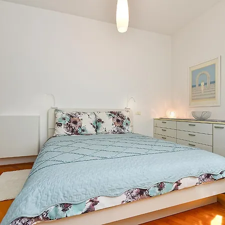 Apartment Karolina 2343
