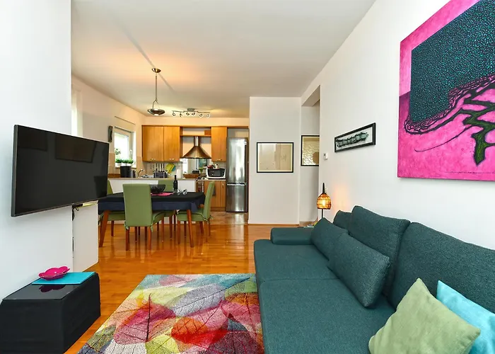 Karolina 2343 Apartamento Pula