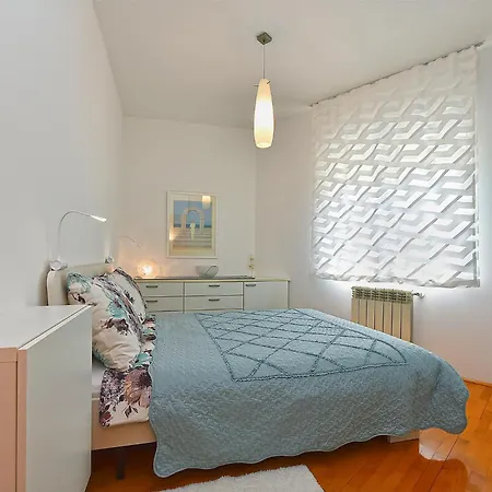 Karolina 2343 Apartmán *